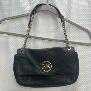Michael Kors Black Leather Fulton Flap Shoulder Bag with Gold Chain